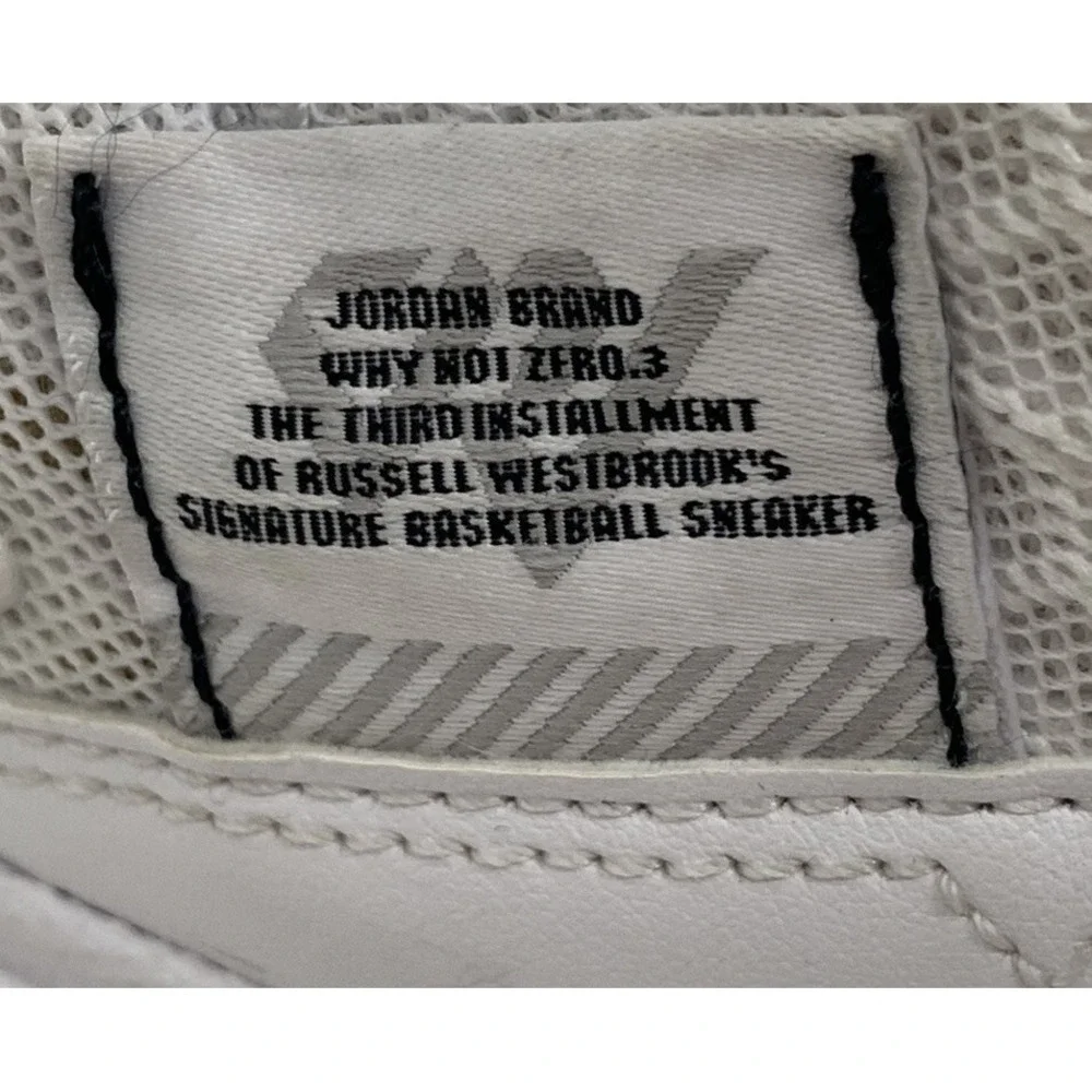 Basketball Shoes Jordan why not zero 3 Youth Size 7 White Silver